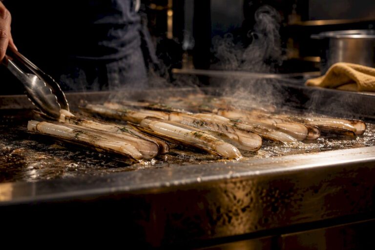 Navajas a la plancha en Barcelona: dónde comerlas y cómo pedirlas